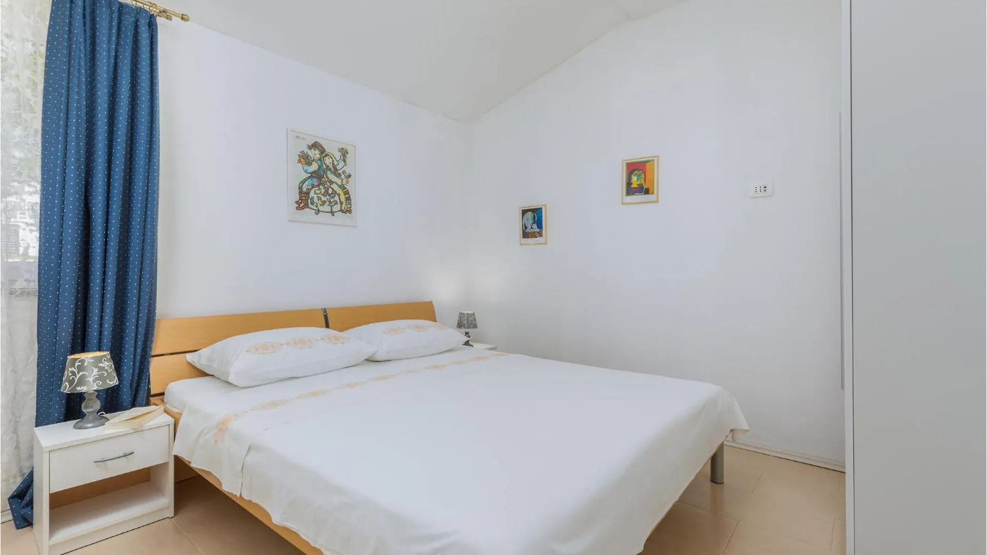 Amazing Home In Fazana With Kitchen Holiday home